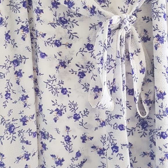 Forever 21 White Floral Maxi Dress - Picture 3 of 3